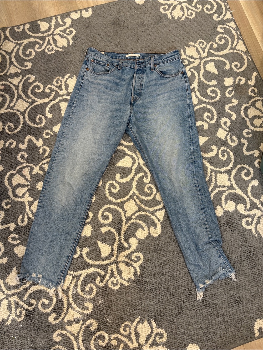 Levi’s straight leg jeans